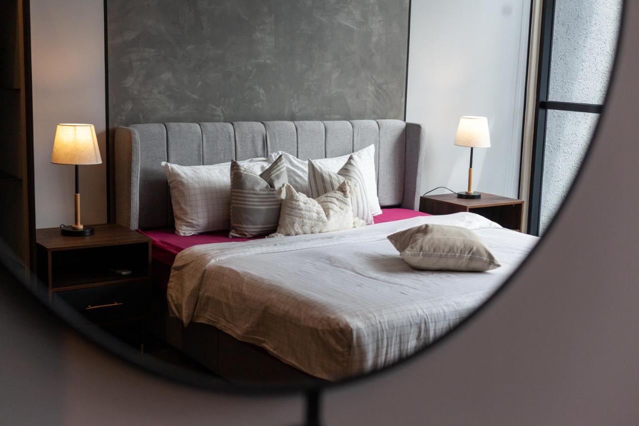 Scarletz Suites Klcc 쿠알라룸푸르 외부 사진